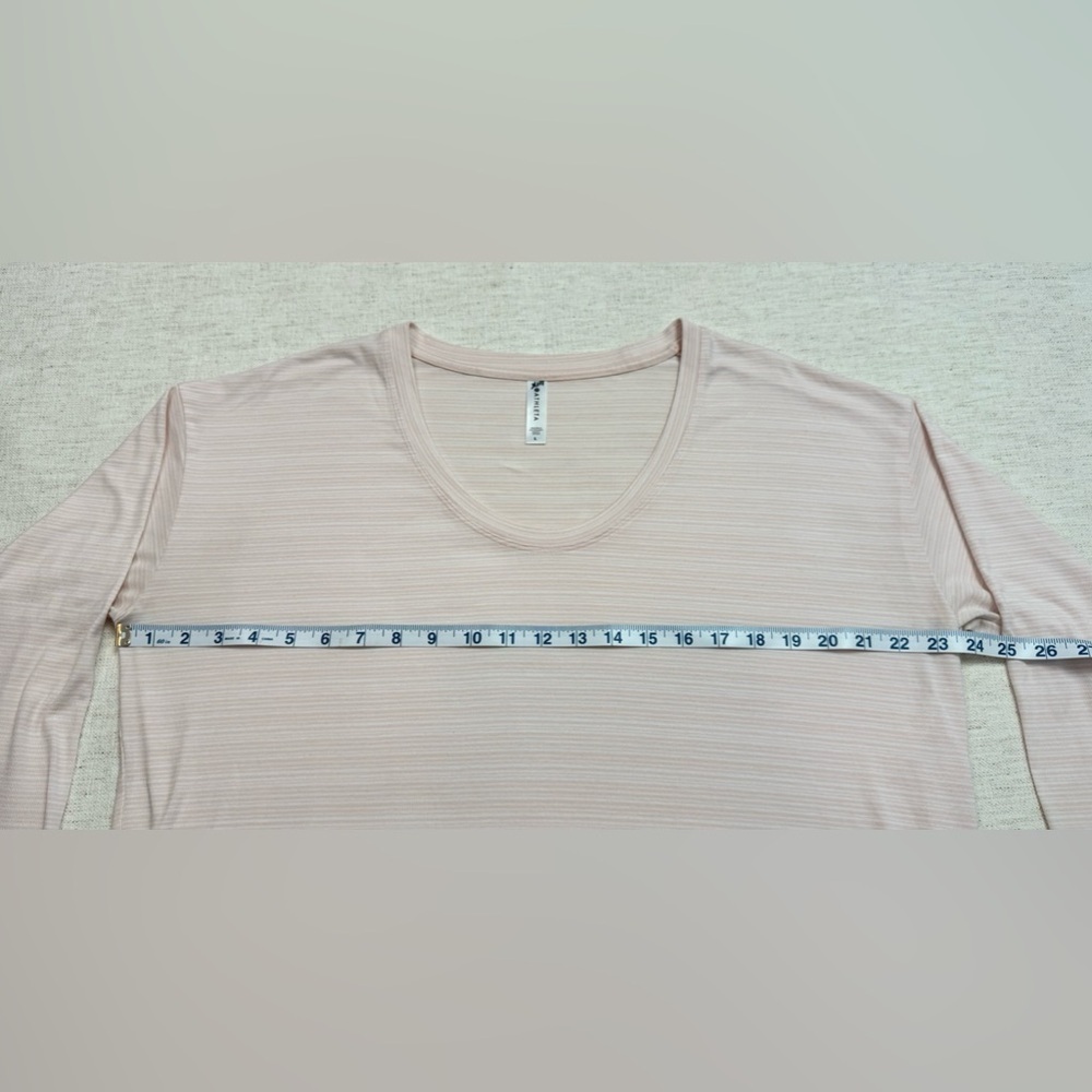 Athleta Cloudlight Stratus Top Woman Long Sleeve Pink Scoop Neck Large gym shirt - Picture 5 of 6